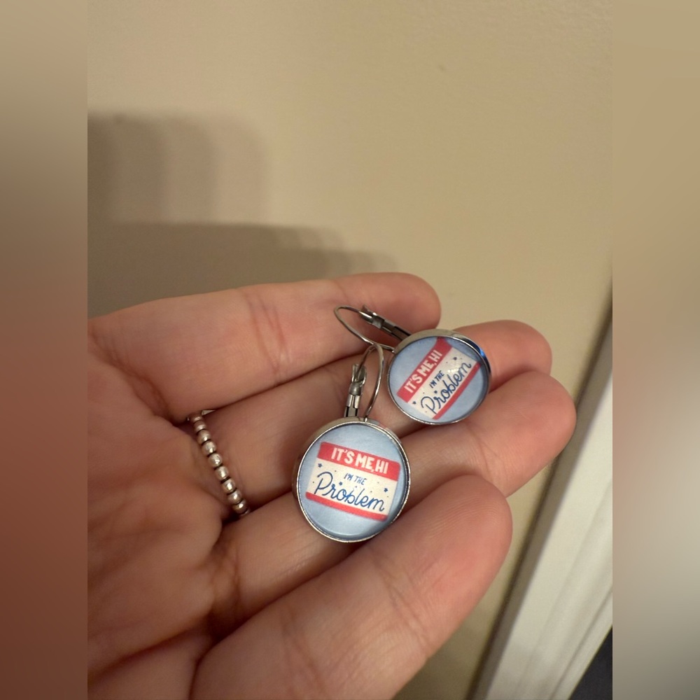 ✨Blue and Red Statement Earrings - Picture 1 of 2